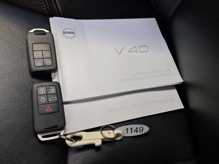 Photo 9 VIN: YV1MV7431H2390385 - VOLVO V40 