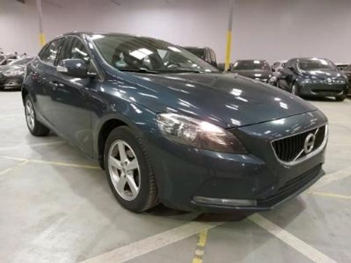 Photo 2 VIN: YV1MV7431H2392144 - VOLVO V40 DIESEL - 2016 