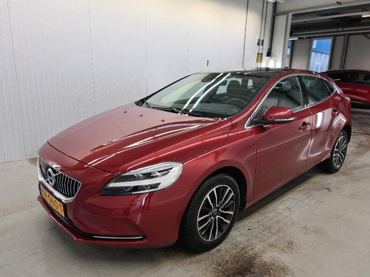 Photo 1 VIN: YV1MV7431H2398877 - VOLVO V40 