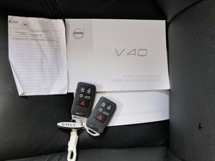 Photo 9 VIN: YV1MV7431H2398877 - VOLVO V40 