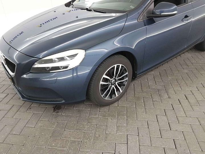 Photo 19 VIN: YV1MV7431H2399743 - VOLVO V40 