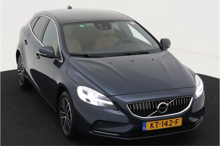 Photo 2 VIN: YV1MV7431H2404316 - VOLVO V40 