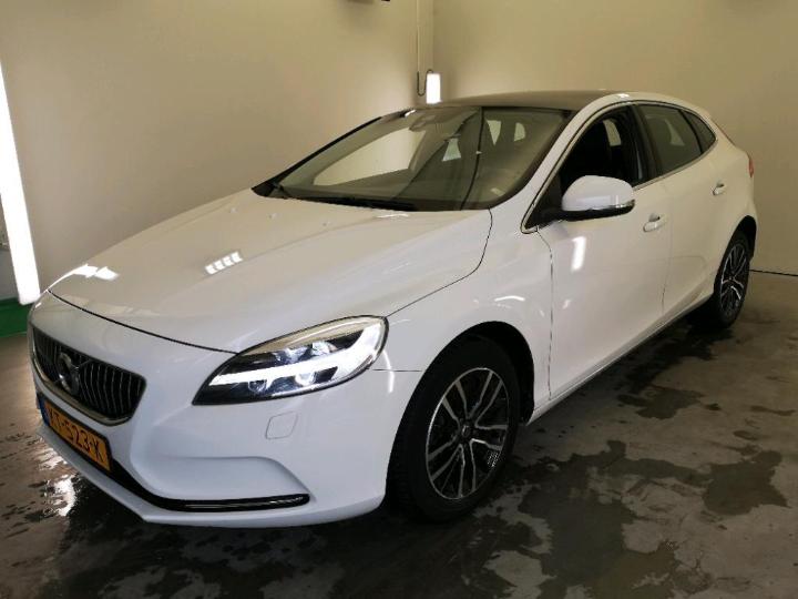 Photo 0 VIN: YV1MV7480H2392504 - VOLVO V40 