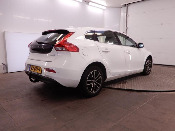 Photo 2 VIN: YV1MV7480H2414127 - VOLVO V40 