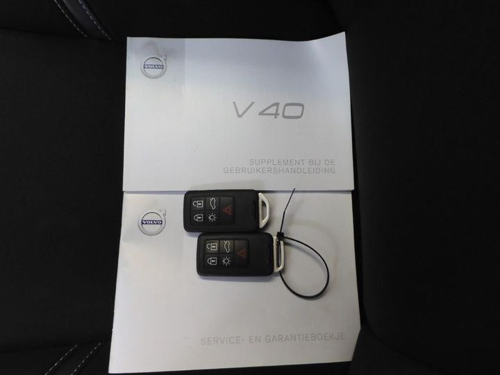 Photo 13 VIN: YV1MV7480H2429932 - VOLVO V40 