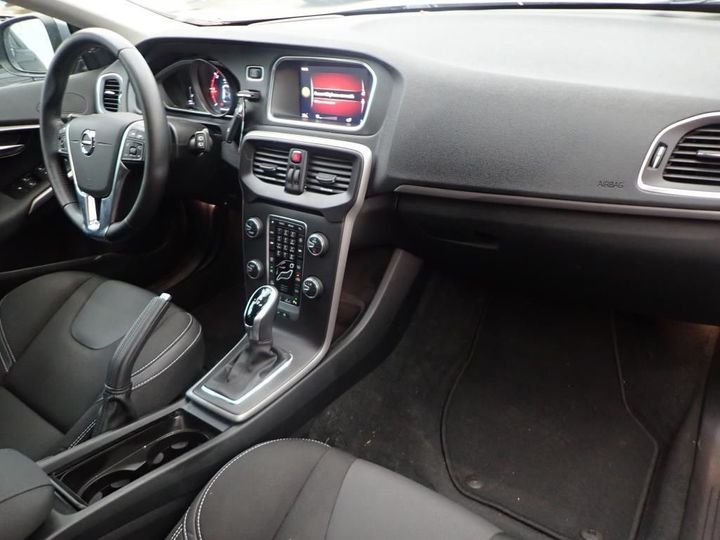 Photo 5 VIN: YV1MV7480J2450415 - VOLVO V40 