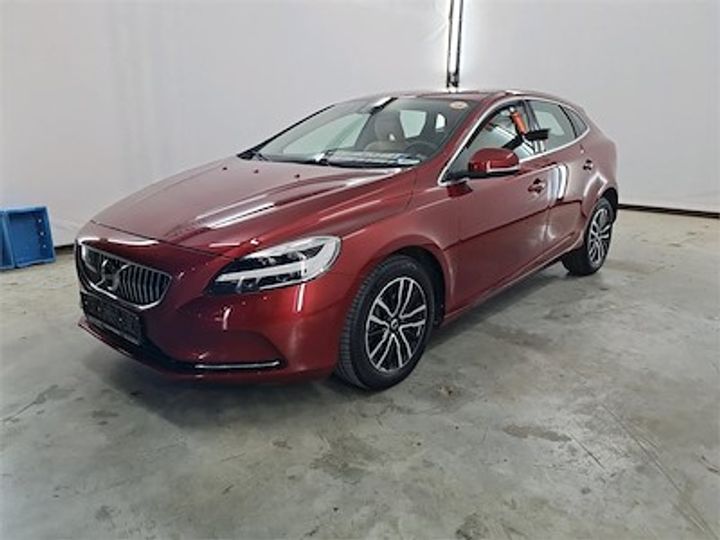 Photo 1 VIN: YV1MV7480J2467869 - VOLVO V40 DIESEL - 2016 