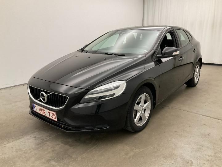 Photo 1 VIN: YV1MV7480J2504761 - VOLVO V40 HATCHBACK 