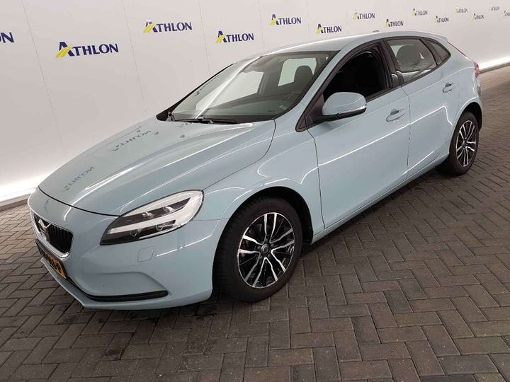 Photo 1 VIN: YV1MV7481H2407880 - VOLVO V40 