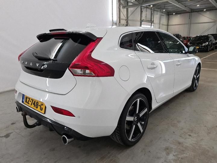 Photo 4 VIN: YV1MV7481H2408849 - VOLVO V40 