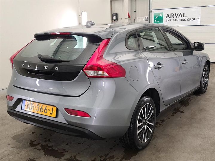 Photo 2 VIN: YV1MV7481H2409417 - VOLVO V40 