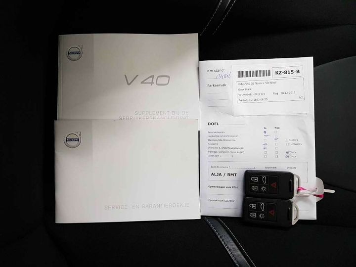 Photo 17 VIN: YV1MV7481H2411374 - VOLVO V40 