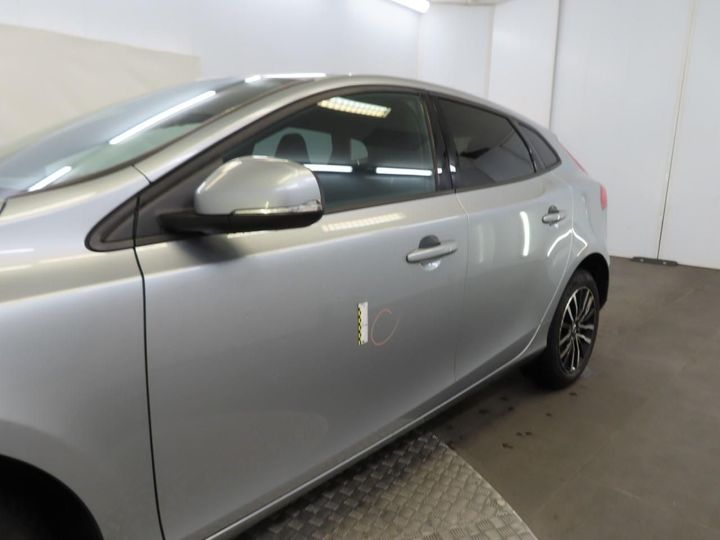 Photo 19 VIN: YV1MV7481H2413644 - VOLVO V40 