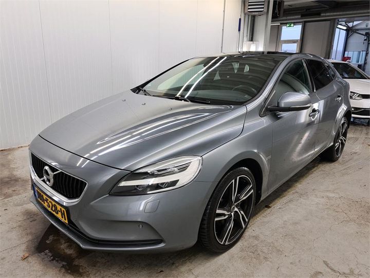 Photo 1 VIN: YV1MV7481H2417477 - VOLVO V40 