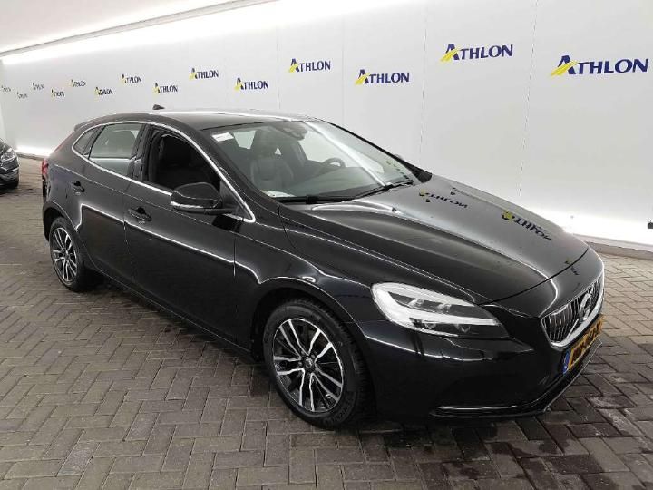 Photo 2 VIN: YV1MV7481H2419455 - VOLVO V40 