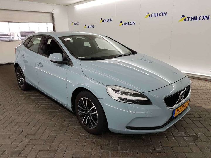 Photo 1 VIN: YV1MV7481H2422425 - VOLVO V40 