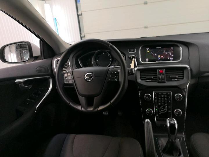 Photo 6 VIN: YV1MV7481H2423442 - VOLVO V40 