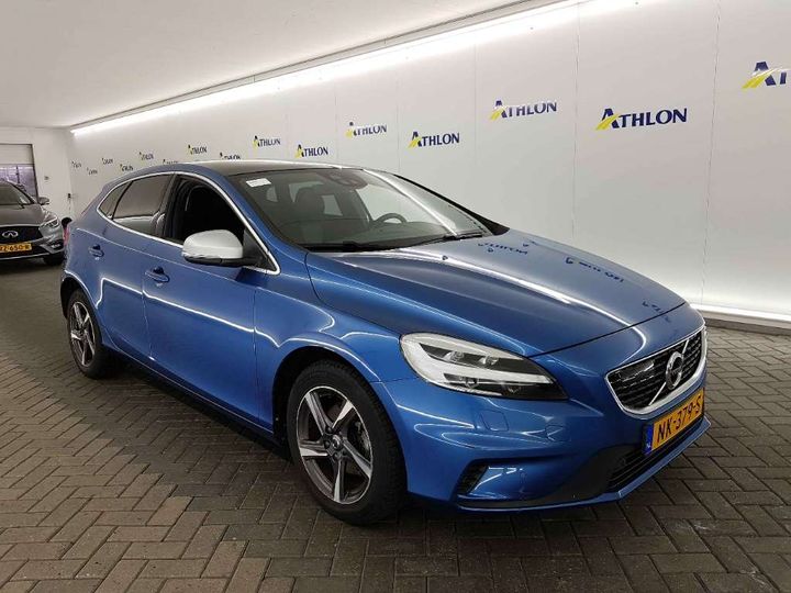 Photo 2 VIN: YV1MV7481H2423818 - VOLVO V40 