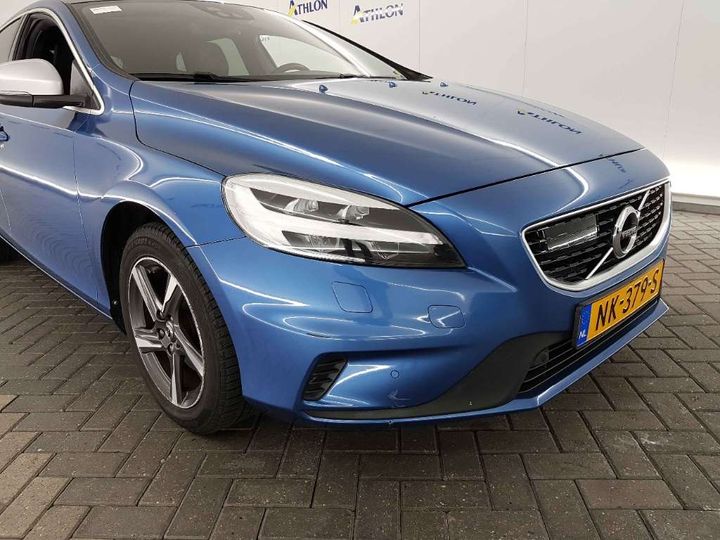 Photo 21 VIN: YV1MV7481H2423818 - VOLVO V40 