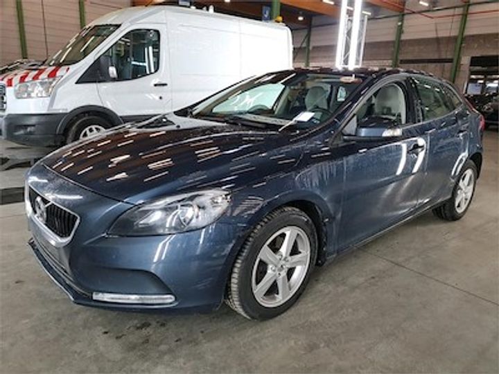 Photo 1 VIN: YV1MV7481H2427976 - VOLVO V40 DIESEL - 2016 