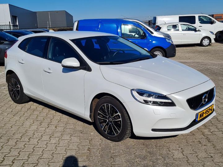 Photo 2 VIN: YV1MV7481H2431723 - VOLVO V40 