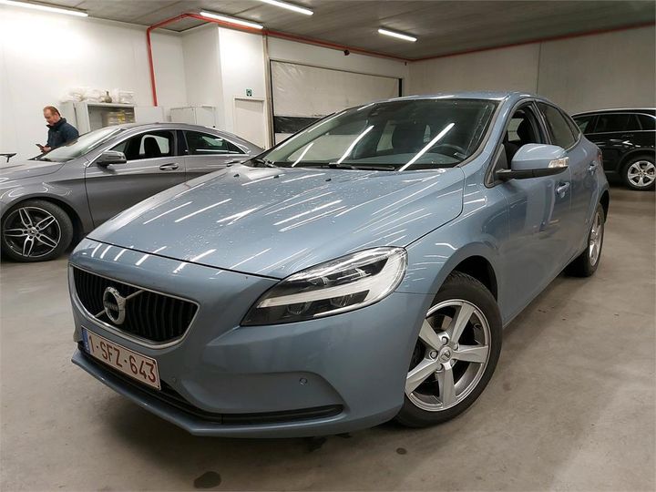 Photo 0 VIN: YV1MV7481H2433700 - VOLVO V40 