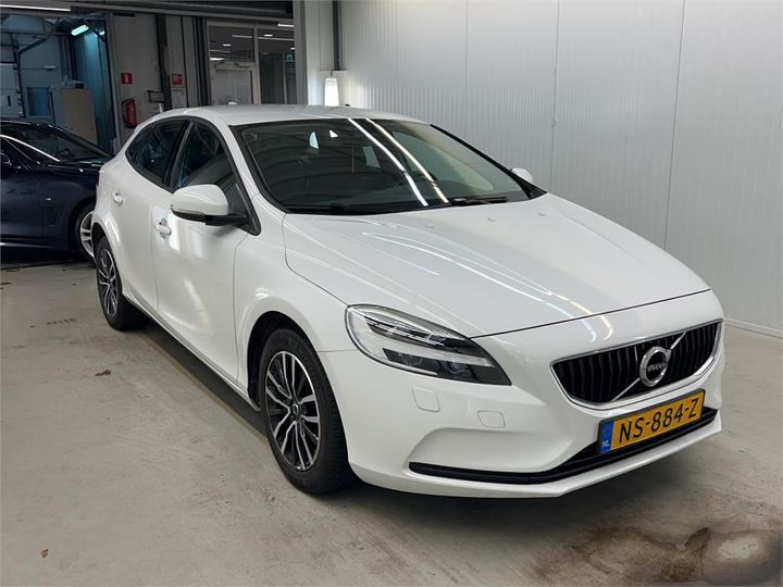 Photo 2 VIN: YV1MV7481H2438317 - VOLVO V40 