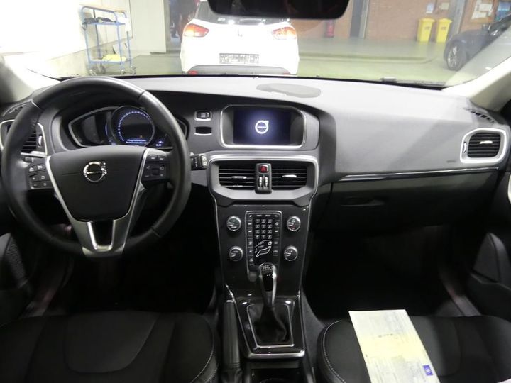 Photo 8 VIN: YV1MV7481J2445850 - VOLVO V40 - 2016 