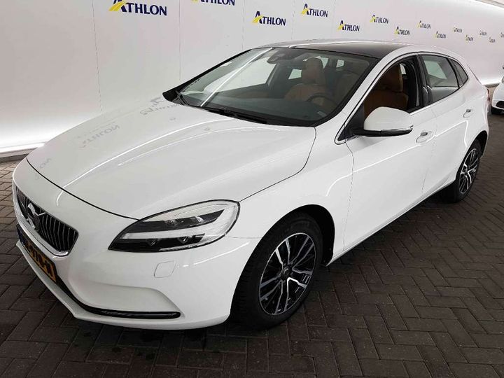 Photo 2 VIN: YV1MV7481J2446013 - VOLVO V40 