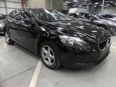 Photo 2 VIN: YV1MV7481J2453482 - VOLVO V40 DIESEL - 2016 