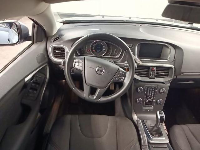 Photo 3 VIN: YV1MV7481J2470905 - VOLVO V40 FL'16 