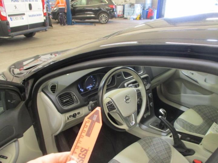 Photo 24 VIN: YV1MV7481J2483799 - VOLVO V40 