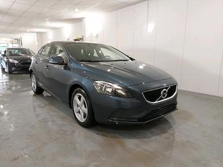 Photo 2 VIN: YV1MV7481J2497090 - VOLVO V40 DIESEL - 2016 