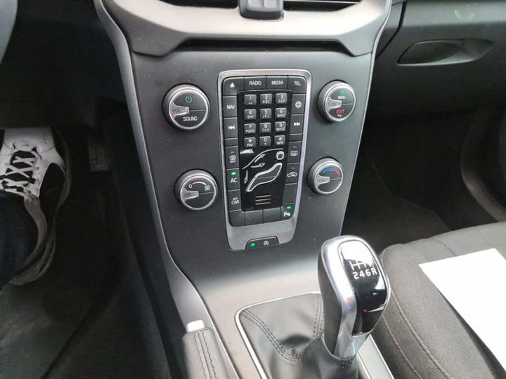 Photo 17 VIN: YV1MV7481J2502517 - VOLVO V40 