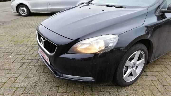 Photo 30 VIN: YV1MV74L0H2380953 - VOLVO V40 HATCHBACK 