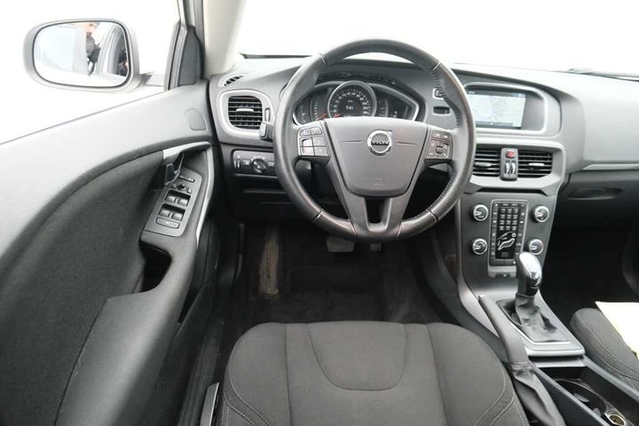 Photo 9 VIN: YV1MV74L0H2397060 - VOLVO V40 &#3912 