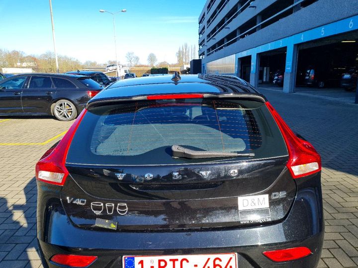 Photo 32 VIN: YV1MV74L0H2423170 - VOLVO V40 