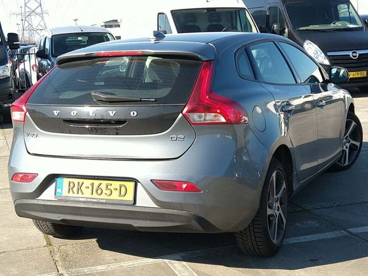 Photo 2 VIN: YV1MV74L0H2433722 - VOLVO V40 