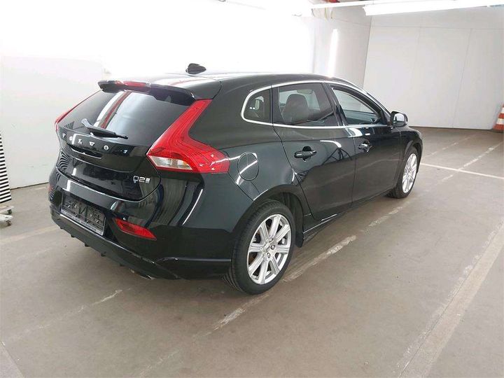 Photo 2 VIN: YV1MV74L0J2447572 - VOLVO V40 