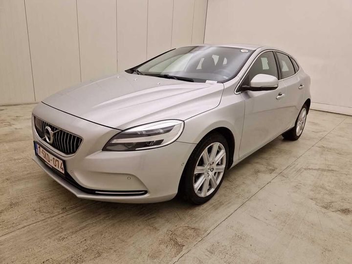 Photo 1 VIN: YV1MV74L0J2448792 - VOLVO V40 