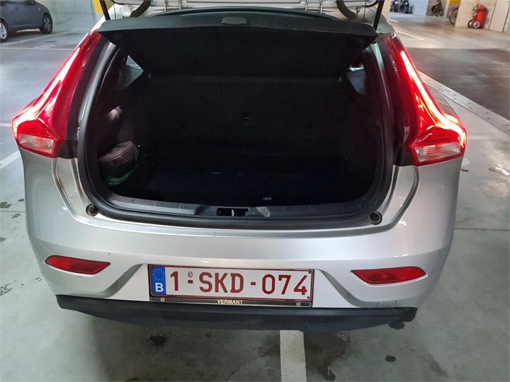 Photo 3 VIN: YV1MV74L0J2448792 - VOLVO V40 