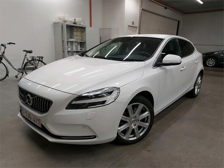 Photo 0 VIN: YV1MV74L0J2482740 - VOLVO V40 