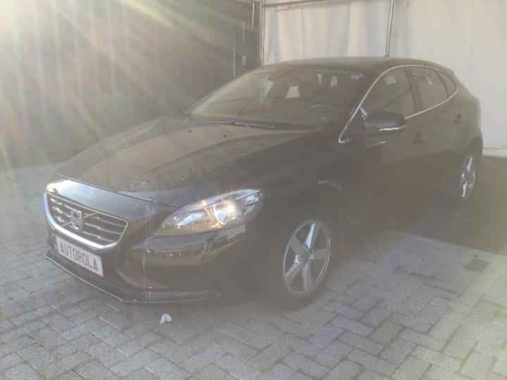 Photo 1 VIN: YV1MV74L1G2277760 - VOLVO V40 HATCHBACK 