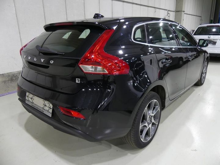 Photo 2 VIN: YV1MV74L1H2362260 - VOLVO V40 