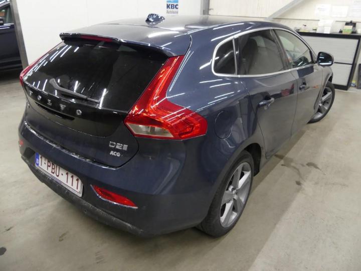 Photo 2 VIN: YV1MV74L1H2364656 - VOLVO V40 