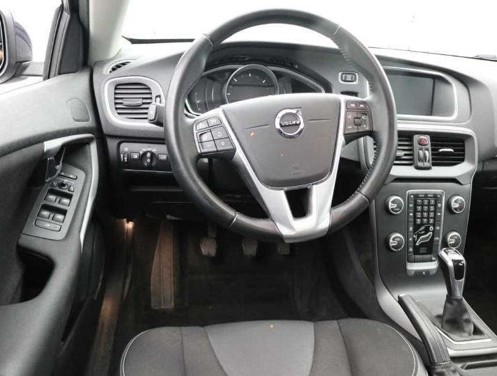 Photo 9 VIN: YV1MV74L1H2371791 - VOLVO V40 &#3912 