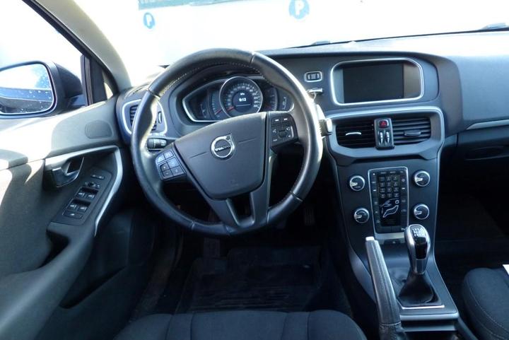 Photo 3 VIN: YV1MV74L1H2388771 - VOLVO V40 