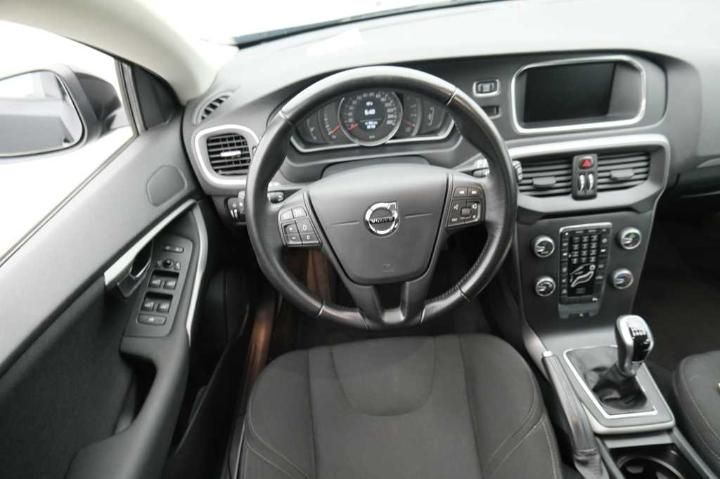 Photo 9 VIN: YV1MV74L1H2393907 - VOLVO V40 &#3912 