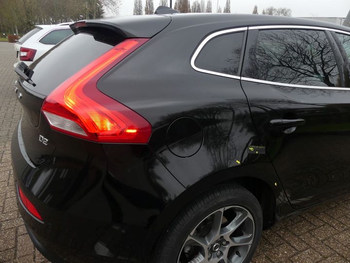 Photo 28 VIN: YV1MV74L1H2394025 - VOLVO V40 