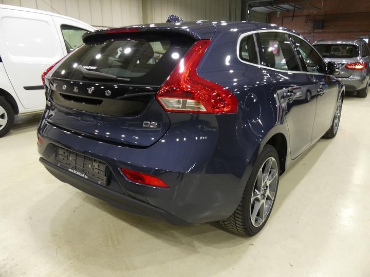 Photo 2 VIN: YV1MV74L1H2396416 - VOLVO V40 - 2016 